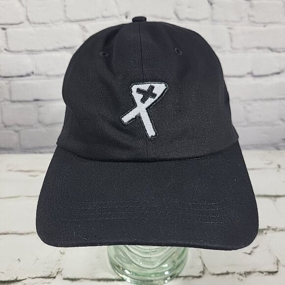 PIXEL VAULT Punks Hat Mens OSFA Black Snapback Baseball Cap Rare HTF - Picture 1 of 8